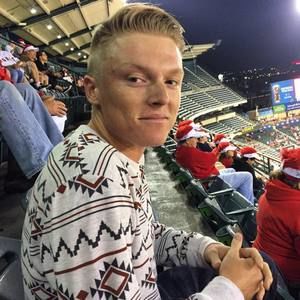 Meet your Posher, Cody